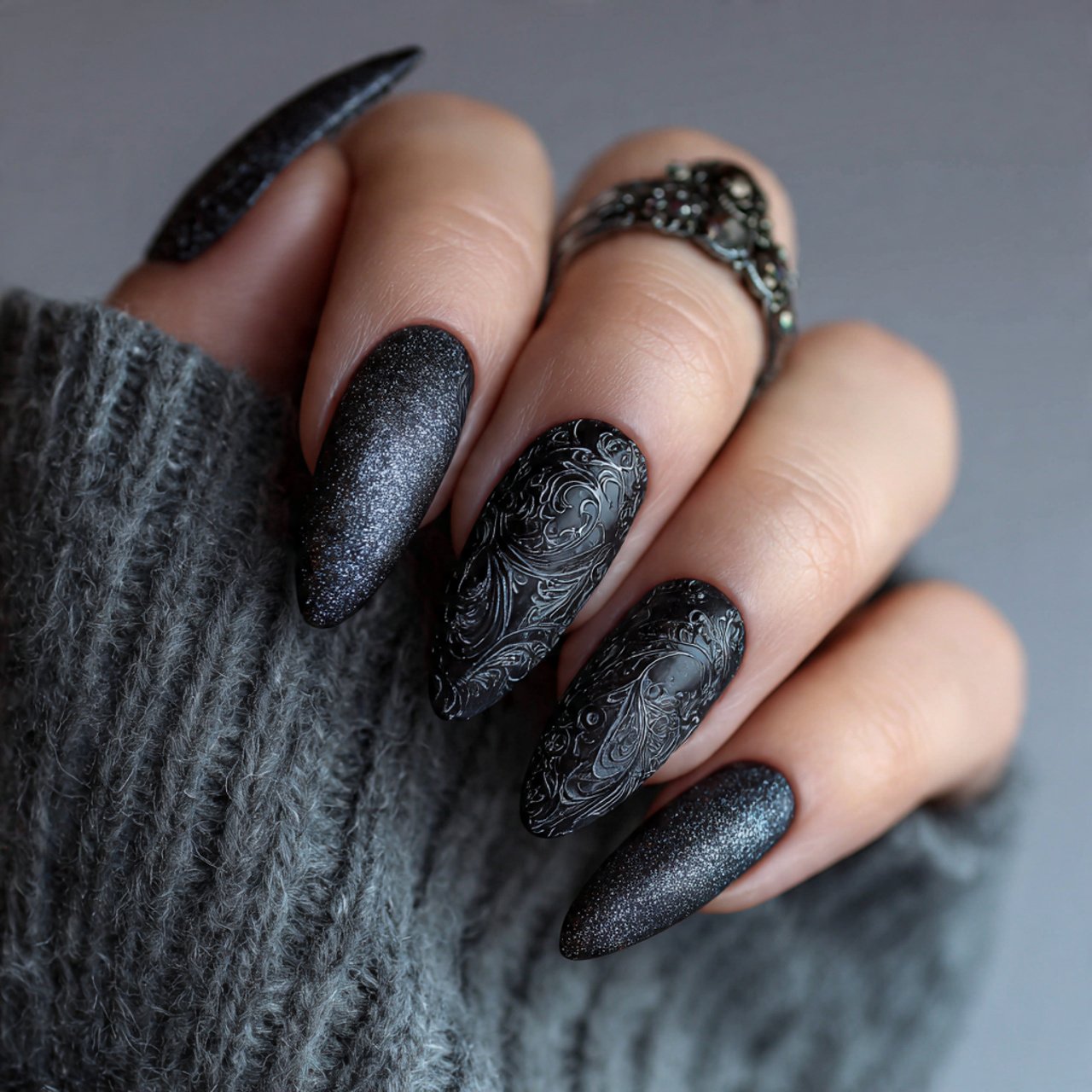 dark nail ideas