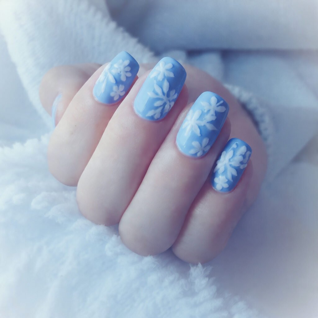 32 Top Blue and White Floral Nail Designs: Elegant Flower Art to Try 22 Icy Blue Winter Floral Vibes