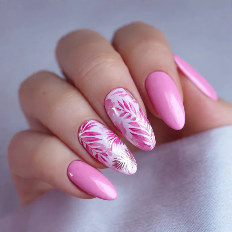 summer nails pink